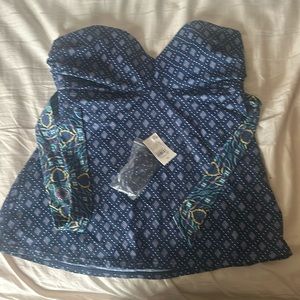 Loft brand beach tankini top. Bandeau style (straps too!) size M